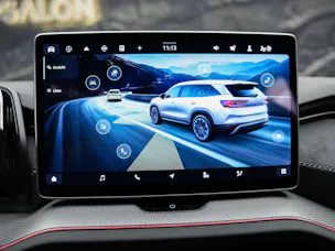 Škoda Kodiaq 2.0 TDI Sportline 4x4 *Werksgarantie*Abstandsregler*Matrix LED Scheinwerfer*
