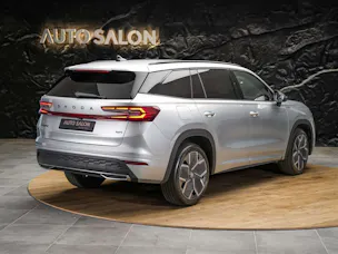 Škoda Kodiaq 2.0 TDI Sportline 4x4 *Werksgarantie*Abstandsregler*Matrix LED Scheinwerfer*