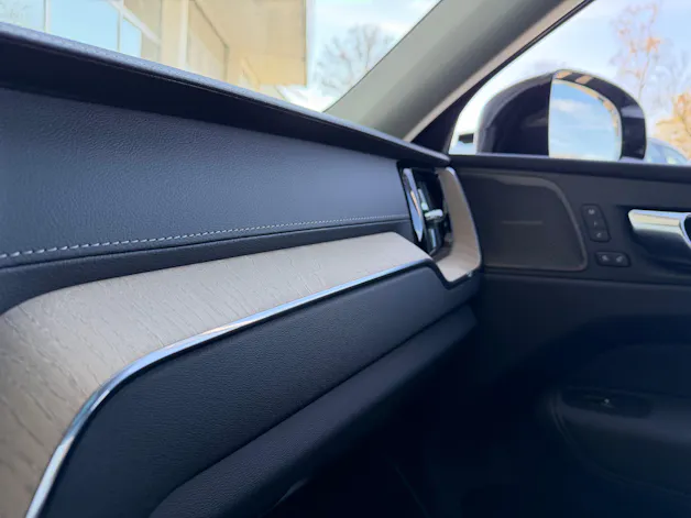 Volvo XC60 T8 eAWD PluginHybrid Ultra Dark Geartronic