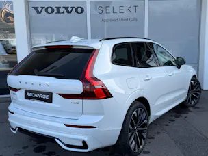Volvo XC60 T8 eAWD PluginHybrid Ultra Dark Geartronic