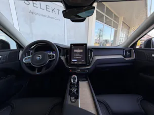 Volvo XC60 T8 eAWD PluginHybrid Ultra Dark Geartronic
