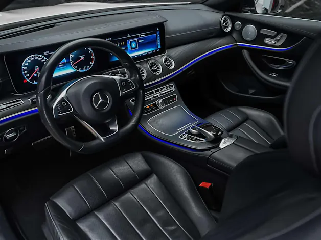 Mercedes-Benz E 400 Cabriolet AMG Line 4 Matic 9G-Tronic *Sitzkühlung*Burmester*Head-Up*
