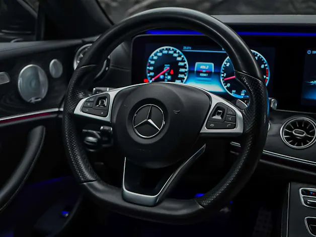 Mercedes-Benz E 400 Cabriolet AMG Line 4 Matic 9G-Tronic *Sitzkühlung*Burmester*Head-Up*