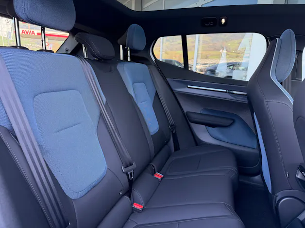 Volvo EX30 Cross Country E60 Twin Performance AWD