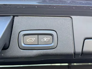 Volvo XC60 B4 Diesel Mild Hybrid AWD Momentum Geartronic