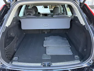 Volvo XC60 B4 Diesel Mild Hybrid AWD Momentum Geartronic