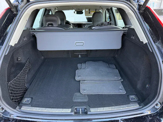 Volvo XC60 B4 Diesel Mild Hybrid AWD Momentum Geartronic