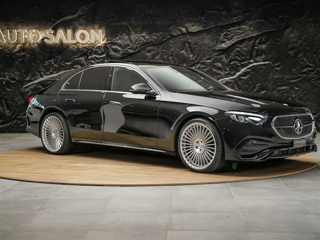 Mercedes-Benz E 220 d AMG Line *Werksgarantie*21 Zoll*Panorama*360° Kamera*