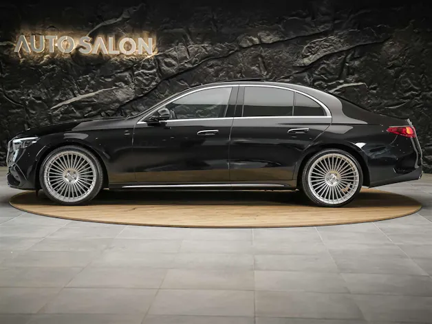 Mercedes-Benz E 220 d AMG Line *Werksgarantie*21 Zoll*Panorama*360° Kamera*