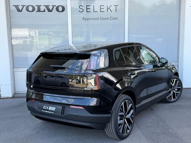 Volvo EX30 E60 69kWh Twin Black Edition