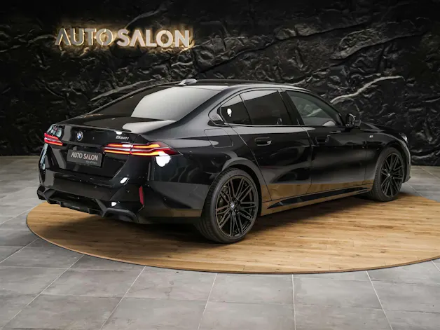 BMW 520i M Sport Steptronic *Abstandsregler*Sitzbelüftung*Harman/Kardon*Head Up*