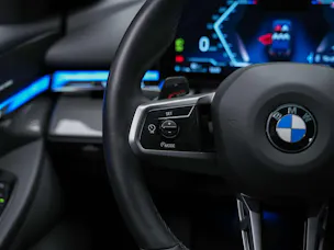 BMW 520i M Sport Steptronic *Abstandsregler*Sitzbelüftung*Harman/Kardon*Head Up*