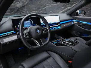 BMW 520i M Sport Steptronic *Abstandsregler*Sitzbelüftung*Harman/Kardon*Head Up*