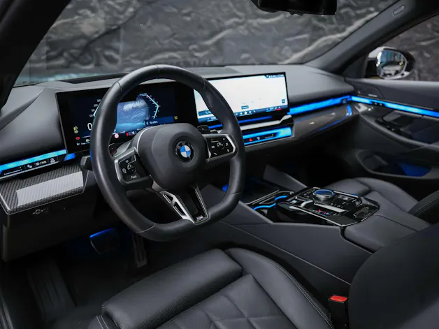 BMW 520i M Sport Steptronic *Abstandsregler*Sitzbelüftung*Harman/Kardon*Head Up*
