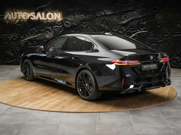 BMW 520i M Sport Steptronic *Abstandsregler*Sitzbelüftung*Harman/Kardon*Head Up*
