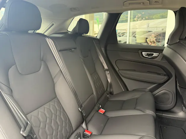 Volvo XC60 T6 eAWD Plus Dark Geartronic