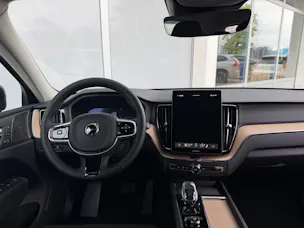 Volvo XC60 T6 eAWD Plus Dark Geartronic