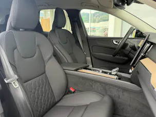 Volvo XC60 T6 eAWD Plus Dark Geartronic