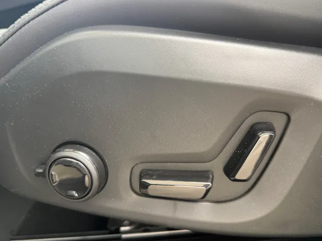 Volvo XC60 T6 eAWD Plus Dark Geartronic