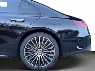 Mercedes-Benz E 400 e 4Matic 9G-Tronic