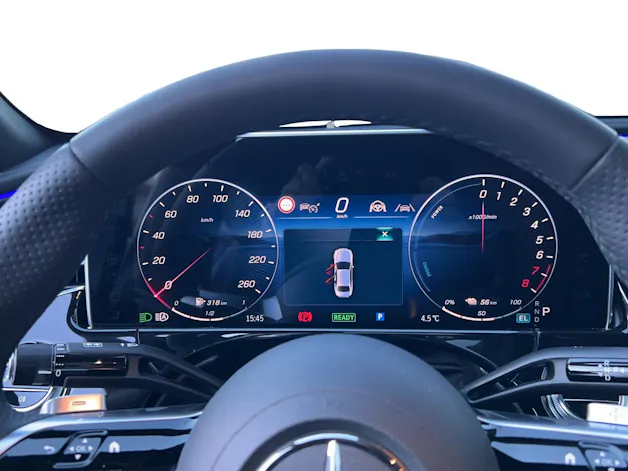 Mercedes-Benz E 400 e 4Matic 9G-Tronic