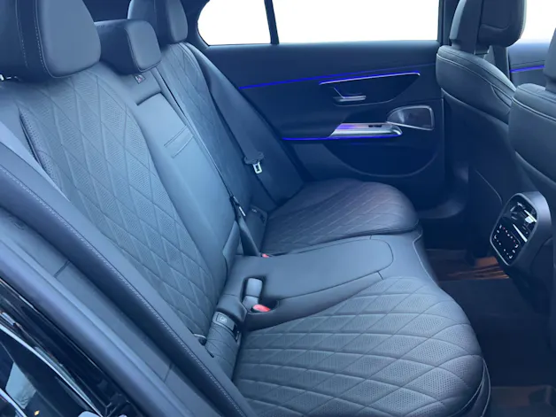 Mercedes-Benz E 400 e 4Matic 9G-Tronic