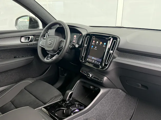 Volvo EX40 Twin Motor AWD Ultra XCENTRIC