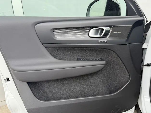 Volvo EX40 Twin Motor AWD Ultra XCENTRIC