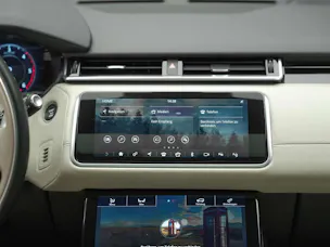 Land Rover Range Rover Velar D 300 R-Dynamic HSE *CH-Auto*Massage*Panorama*Head-Up*Sitzlüftung*