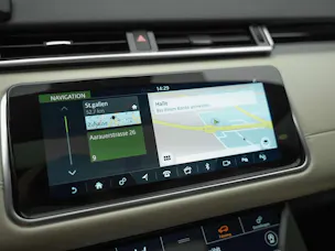 Land Rover Range Rover Velar D 300 R-Dynamic HSE *CH-Auto*Massage*Panorama*Head-Up*Sitzlüftung*