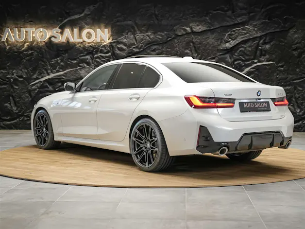 BMW 330i xDrive Steptronic M Sport *20 Zoll*Panorama*Head-Up*