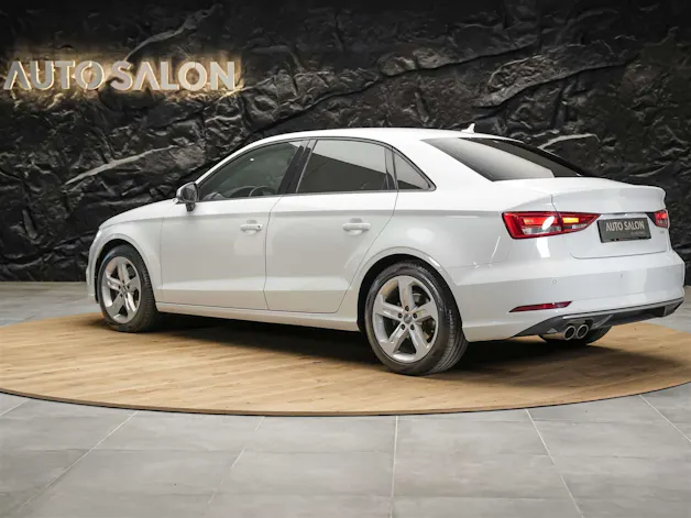 Audi A3 Limousine 2.0 T FSI Sport quattro S-Tronic *4x4*MMI plus touch*Sitzheizung*