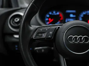 Audi A3 Limousine 2.0 T FSI Sport quattro S-Tronic *4x4*MMI plus touch*Sitzheizung*