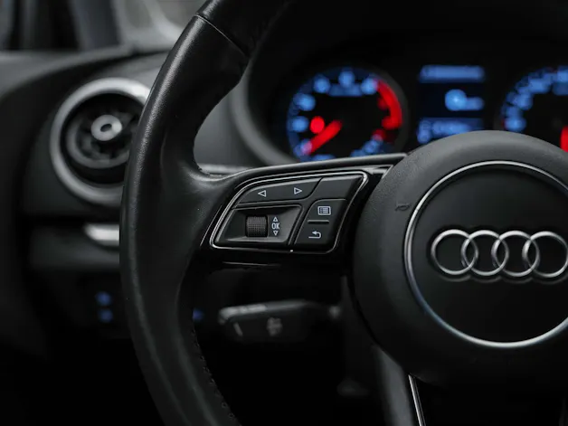 Audi A3 Limousine 2.0 T FSI Sport quattro S-Tronic *4x4*MMI plus touch*Sitzheizung*
