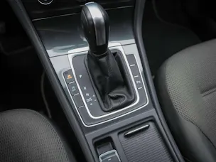 VW Golf Variant 1.5 TSI EVO Comfortline DSG *CH Auto*Abstandsregler*Sitzheizung*