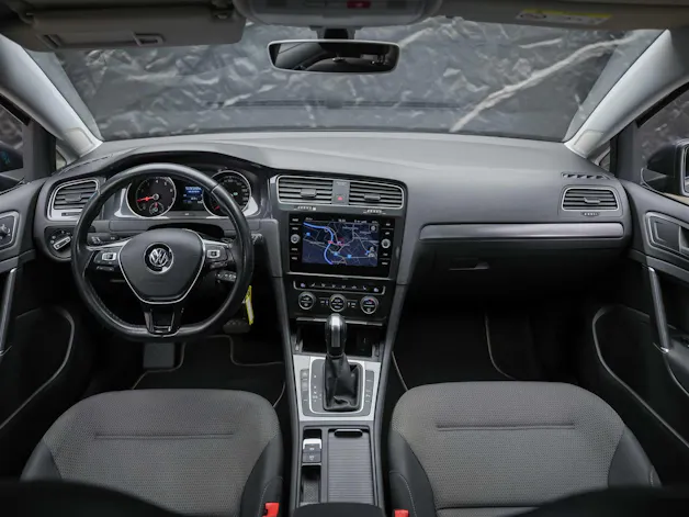 VW Golf Variant 1.5 TSI EVO Comfortline DSG *CH Auto*Abstandsregler*Sitzheizung*