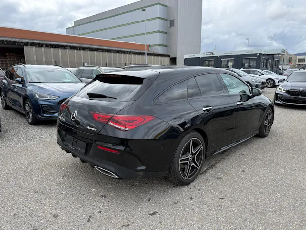 Mercedes-Benz CLA 220 d AMG Line 4matic Shooting Brake