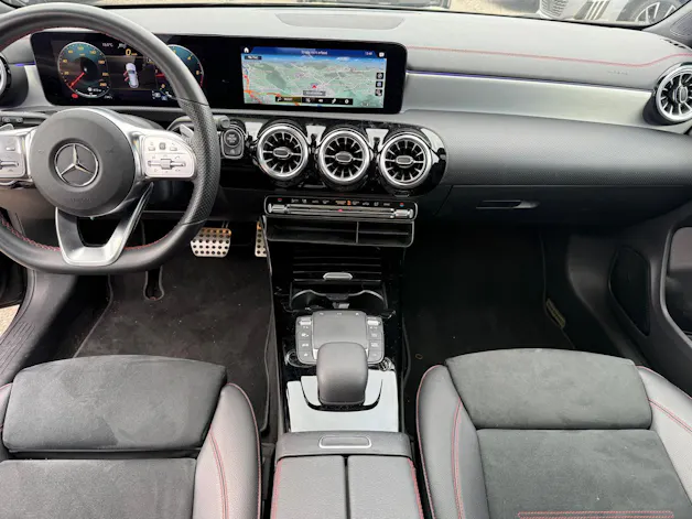 Mercedes-Benz CLA 220 d AMG Line 4matic Shooting Brake