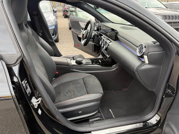 Mercedes-Benz CLA 220 d AMG Line 4matic Shooting Brake