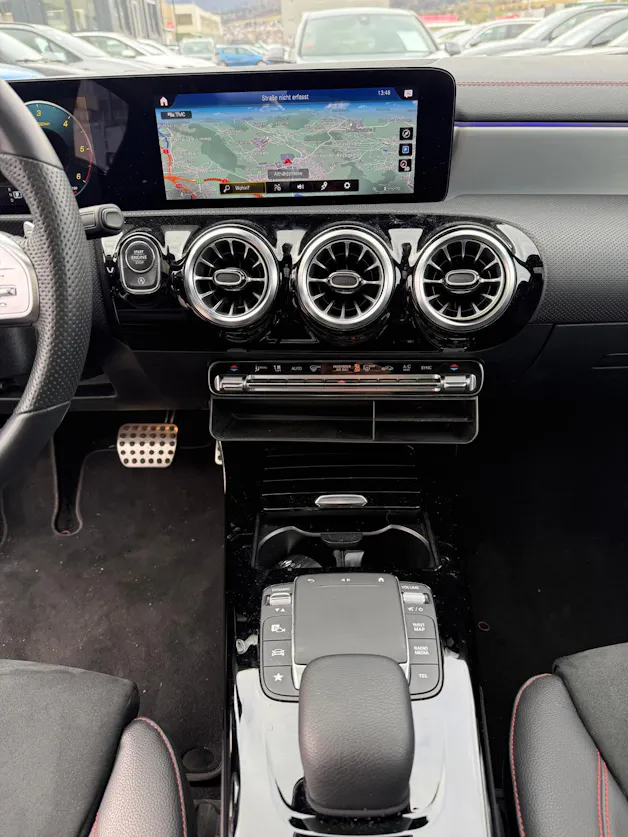 Mercedes-Benz CLA 220 d AMG Line 4matic Shooting Brake