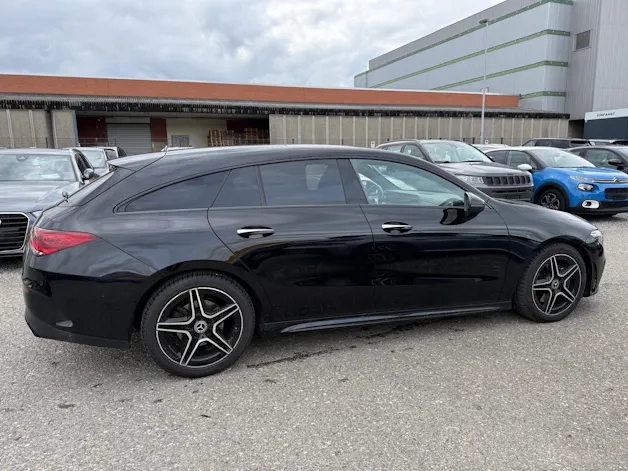 Mercedes-Benz CLA 220 d AMG Line 4matic Shooting Brake