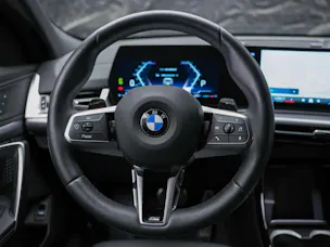 BMW X2 sDrive 20i M Sport *Werksgarantie*El. Sitze mit Memory*Lenkradheizung*