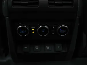 Land Rover Defender 110 P400e Si4 PHEV X-Dynamic SE AT8 *CH Auto*Head Up*Panorama*Meridian*360° Kamera*