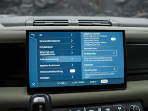 Land Rover Defender 110 P400e Si4 PHEV X-Dynamic SE AT8 *CH Auto*Head Up*Panorama*Meridian*360° Kamera*