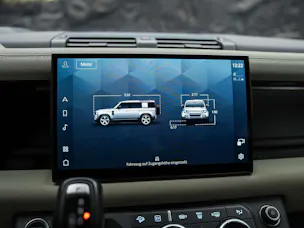 Land Rover Defender 110 P400e Si4 PHEV X-Dynamic SE AT8 *CH Auto*Head Up*Panorama*Meridian*360° Kamera*