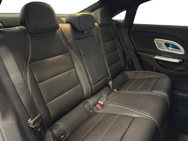 Mercedes-Benz CLA 220 AMG-Line 8G-DCT 4Matic