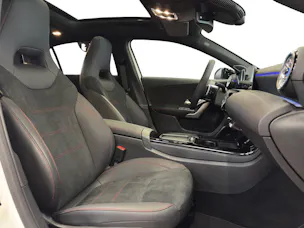 Mercedes-Benz A 220 4Matic 8G-DCT