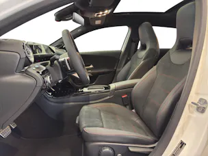 Mercedes-Benz A 220 4Matic 8G-DCT
