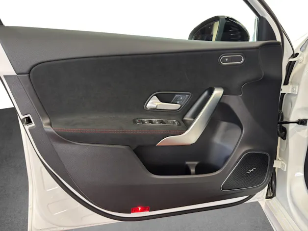 Mercedes-Benz A 220 4Matic 8G-DCT