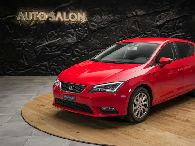 SEAT Leon 1.6 TDI Style *CH Auto*Sitzheizung*LED Scheinwerfer*
